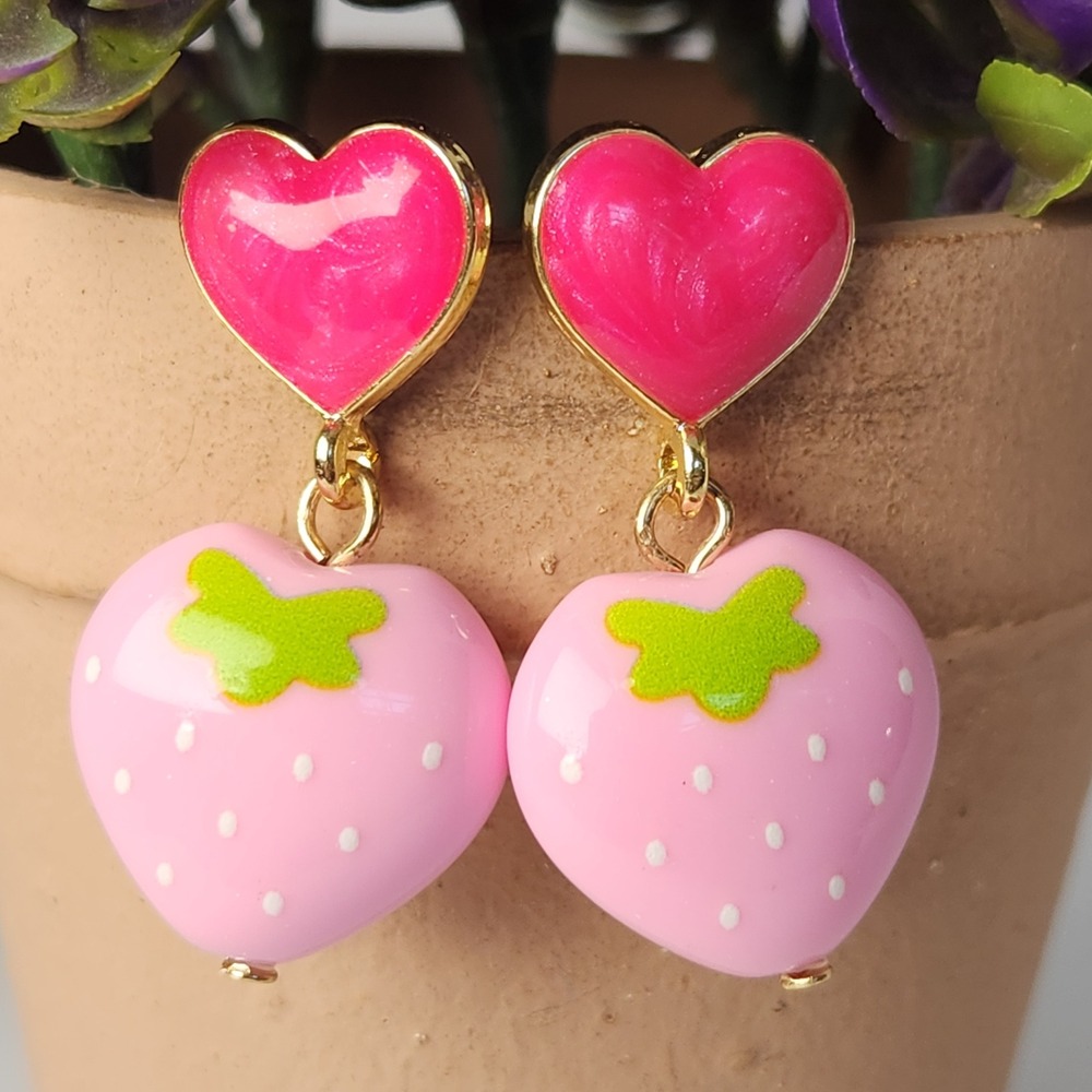 Pink Heart Strawberry Drop Earrings Gold Tone Whimsical Fruit Dangle Jewelry 1.5